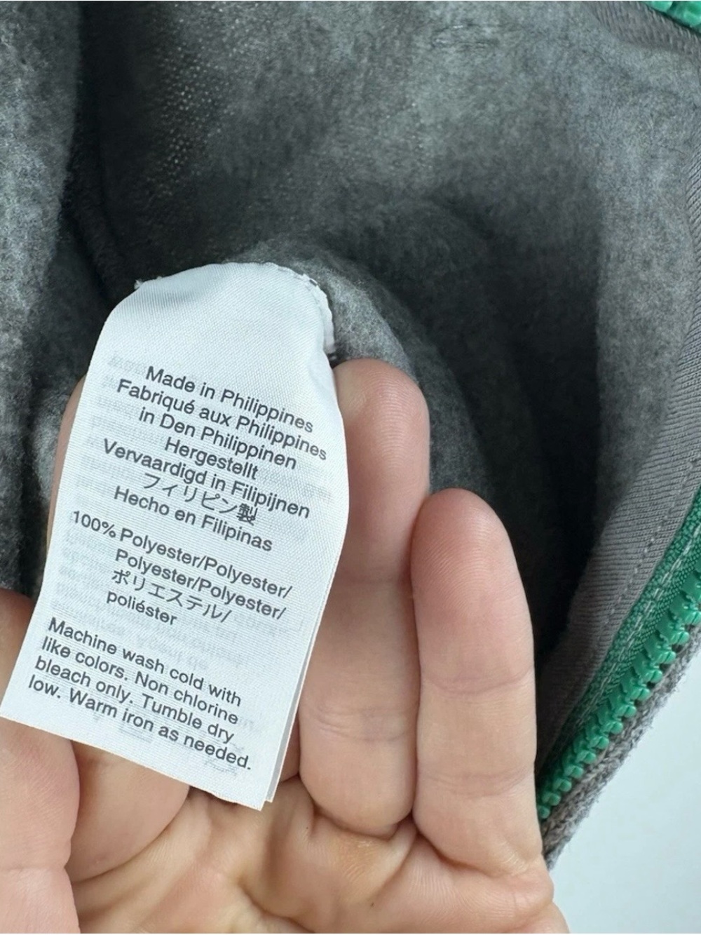 J.Crew Crewcuts Boys Gray Fleece Full Zip Vest Jacket Pockets Utility Size 3 4T - Picture 5 of 5